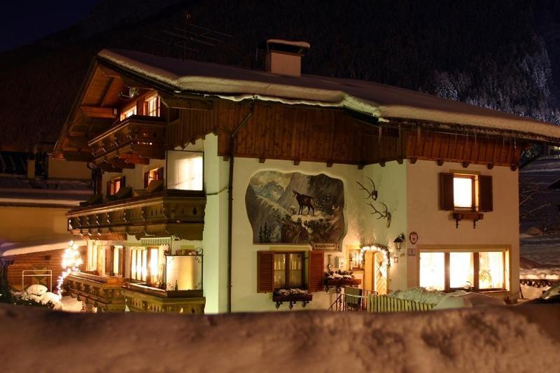Haus Bergheimat - Familie Oberacher Guest House Fulpmes Eksteriør bilde