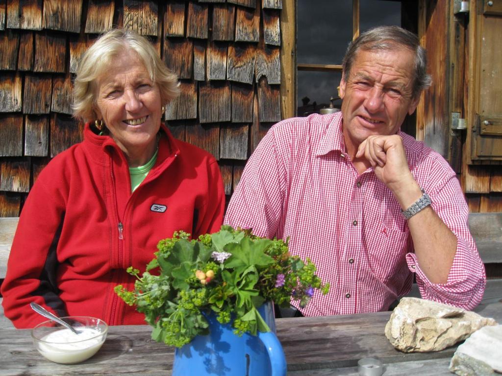 Haus Bergheimat - Familie Oberacher Guest House Fulpmes Rom bilde