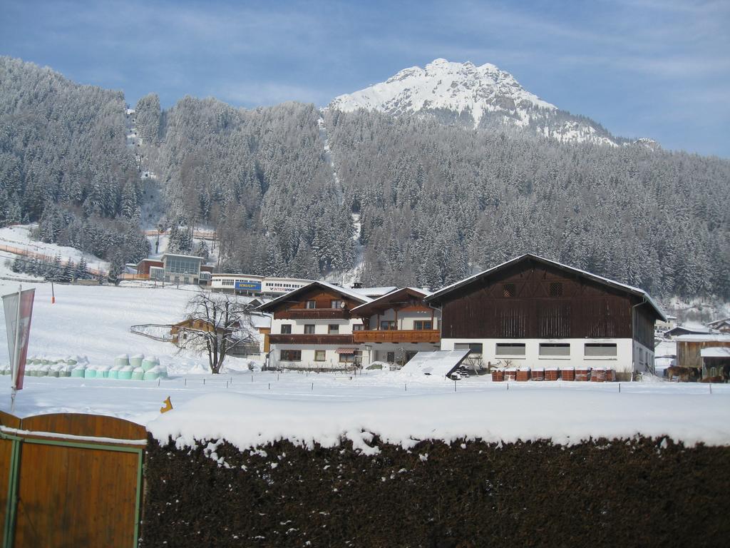 Haus Bergheimat - Familie Oberacher Guest House Fulpmes Eksteriør bilde